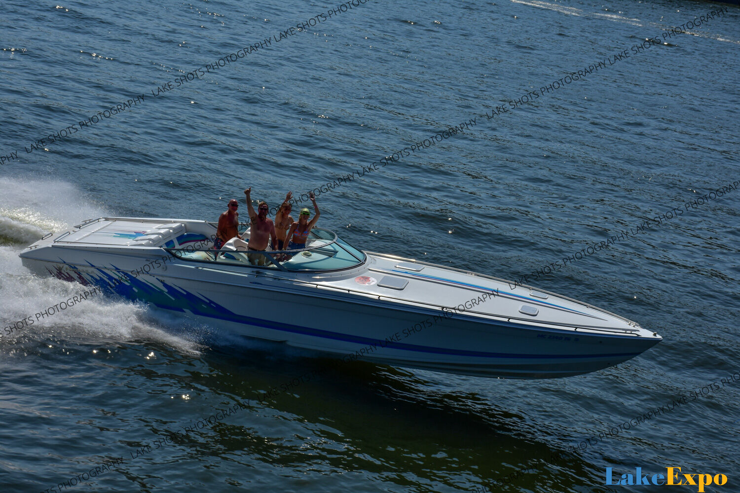Shootout Poker Run I 1617.jpg